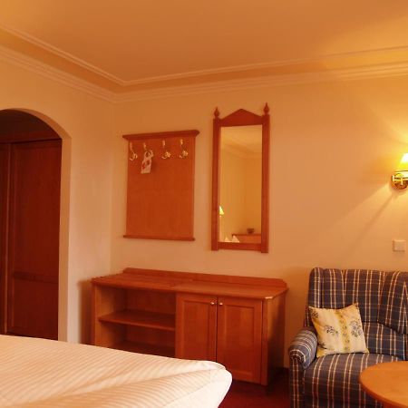 Hotel Edelweiss Saalbach-Hinterglemm Ruang foto